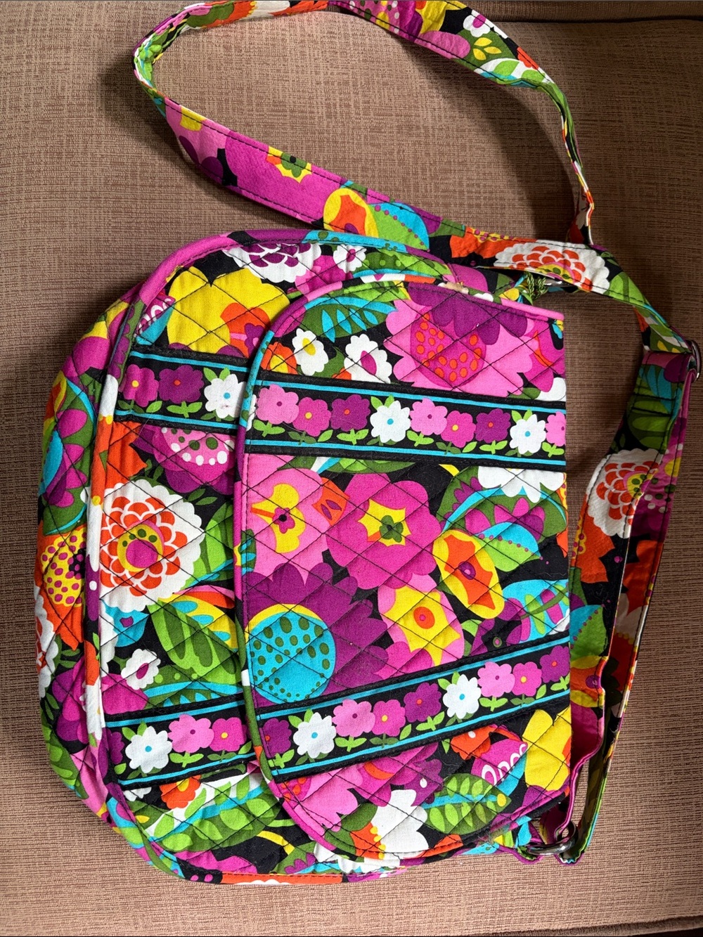 Vera Bradley Va Va Bloom Saddle Up Pink Purple Multicolor Quilted Crossbody Bag